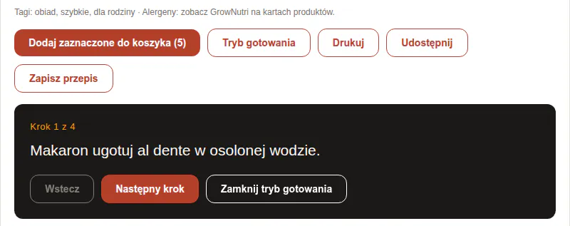 Ciemny panel trybu gotowania pod przyciskami karty: Krok 1 z 4 i duży tekst „Makaron ugotuj al dente w osolonej wodzie”.